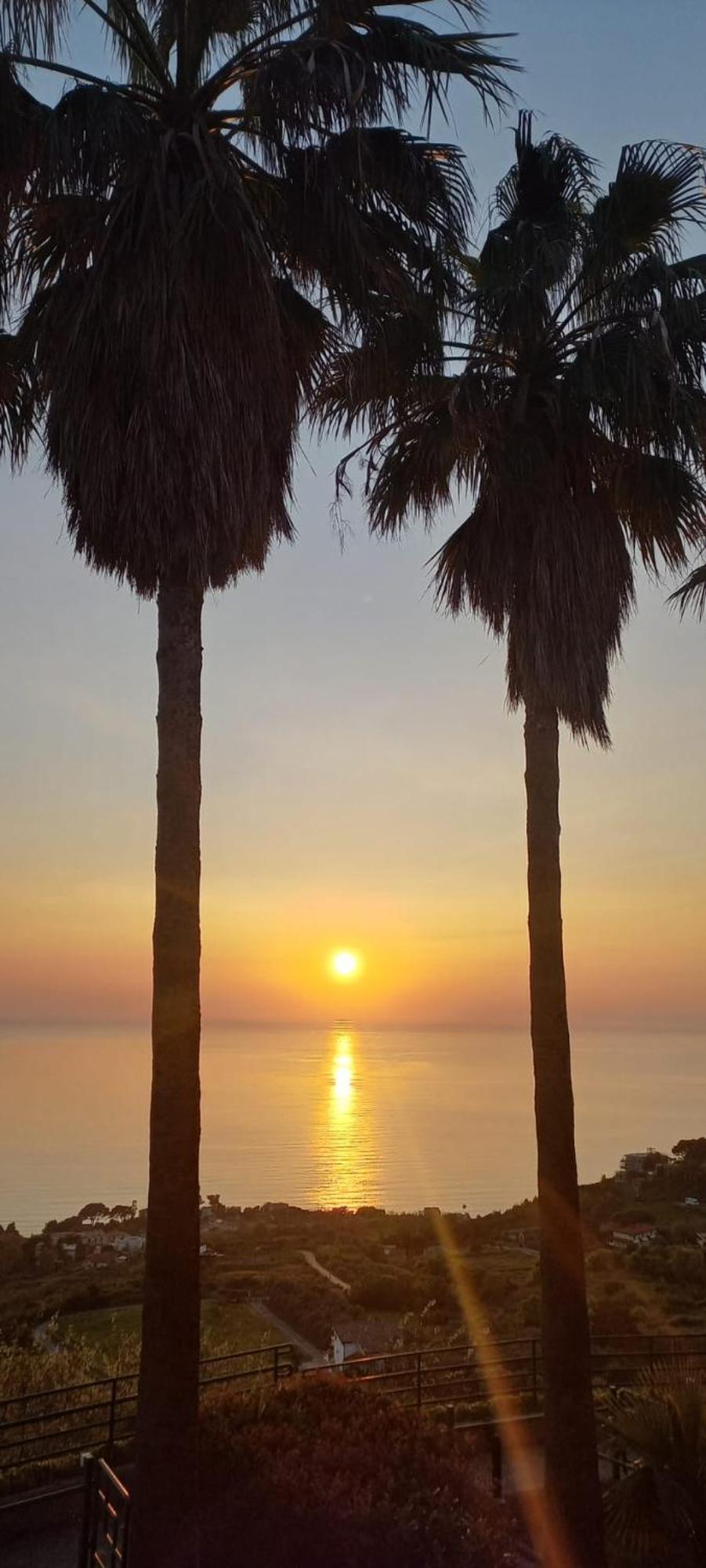 L'Oasi Del Tramonto Villa Agropoli Exterior photo